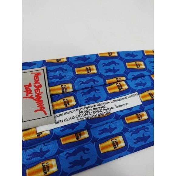 Men Behaving Badly BEER Drinking I love Lager Tie Necktie BBC Television Yoohoo - Picture 4 of 5